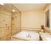 custom-shower-and-tub
